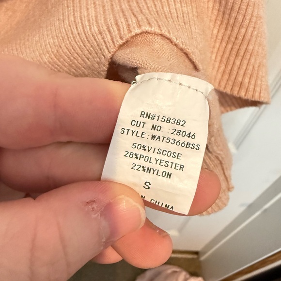 Chic Pearl Collar Women's Sweater - Peach - Picture 3 of 3